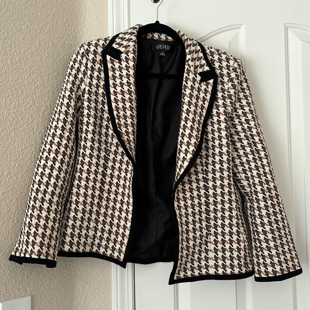 Houndstooth blazer with notched lapel and sleeves - size 10
